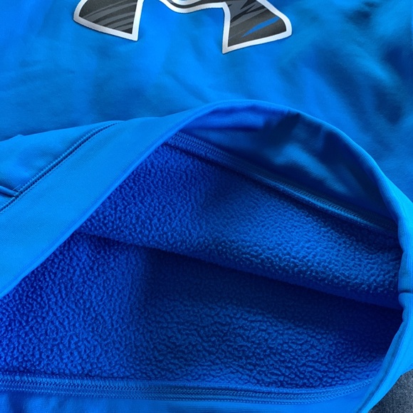 Boys Under Armour UA Storm Hoodie -SMALL - Picture 3 of 3